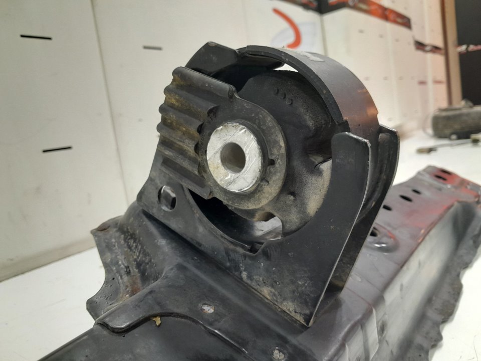 TravesaÑo inferior toyota rav 4 iii suv (2006201