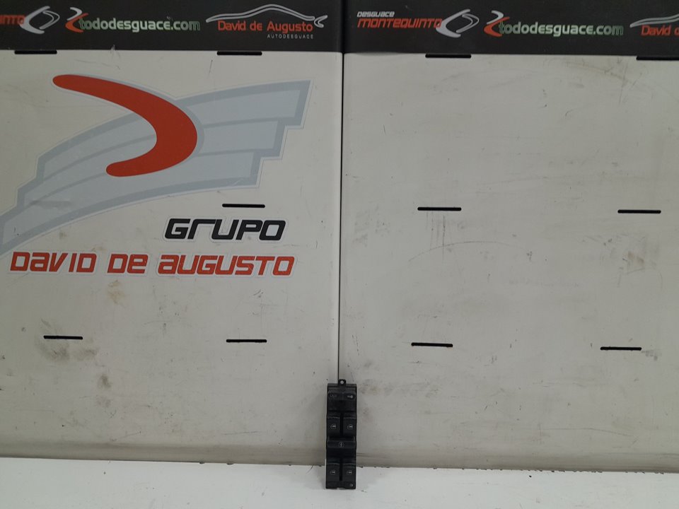 Mando elevalunas delantero izquierdo volkswagen golf iv fastback (1