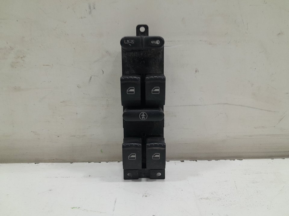 Mando elevalunas delantero izquierdo volkswagen golf iv fastback (1