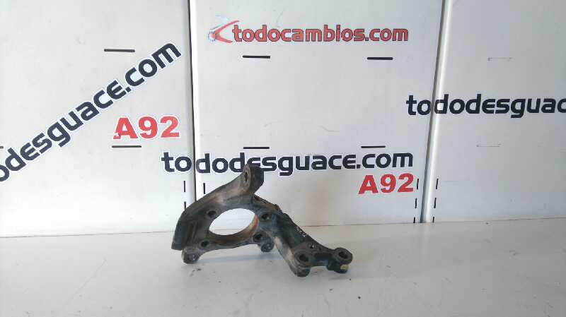  mangueta delantera izquierda   toyota auris luna+ 1.4 turbodiesel cat