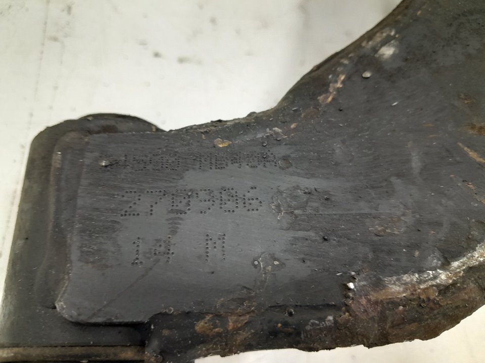 Brazo suspension inferior delantero derecho nissan nt400 cabstar cajachas
