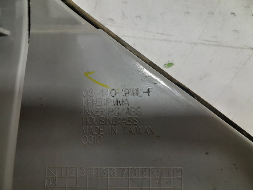 Piloto trasero izquierdo mercedesbenz clase s sedÁn (1