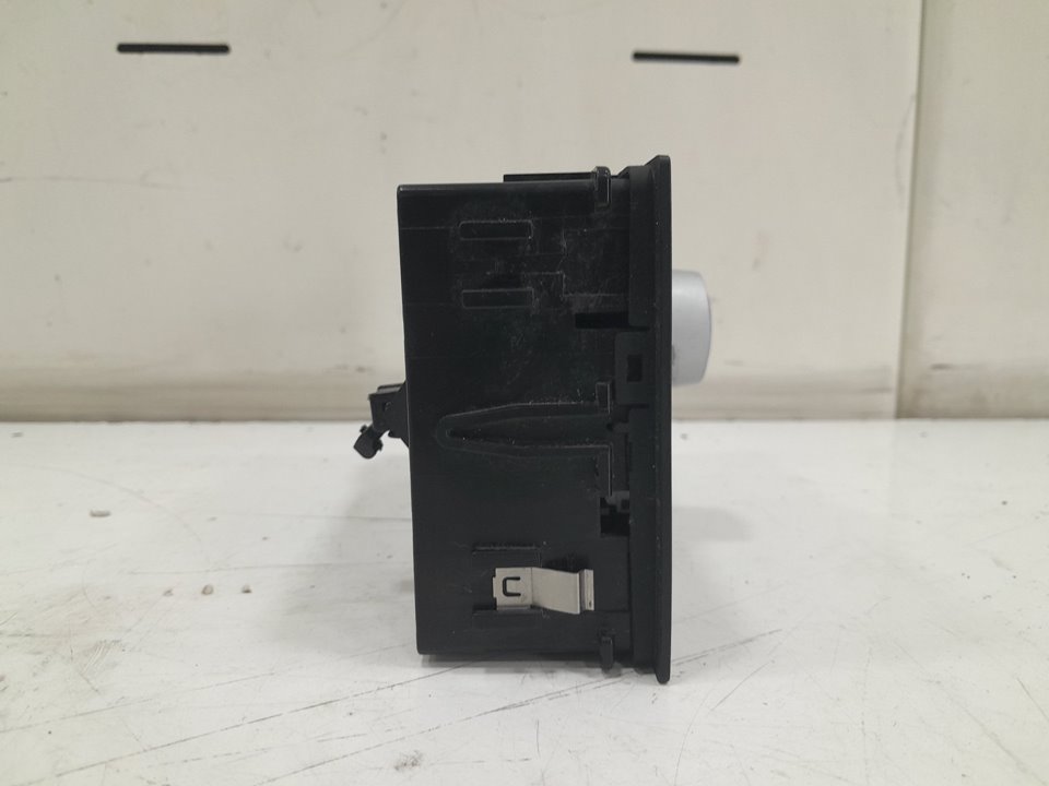 Mando climatizador renault t 460 dti 11 460 euro 