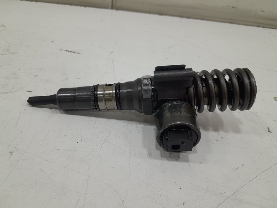 Inyector mitsubishi grandis (na0w)    