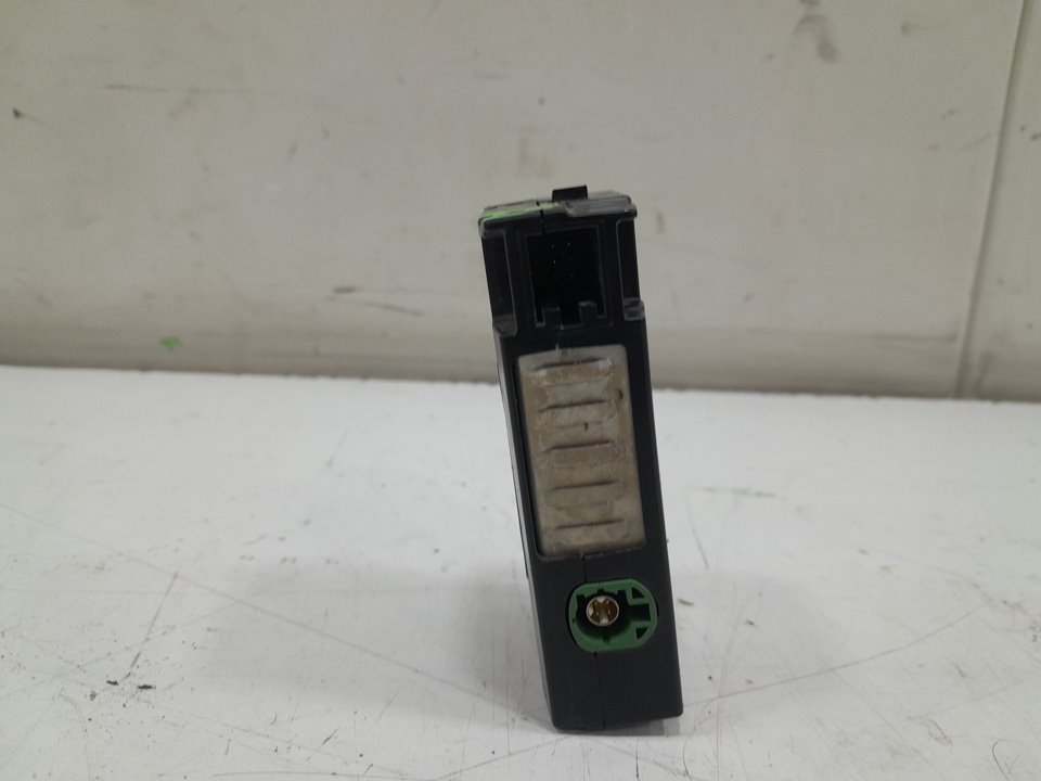 Cargador usb consola central audi q3 suv (20142018) 2.0 td