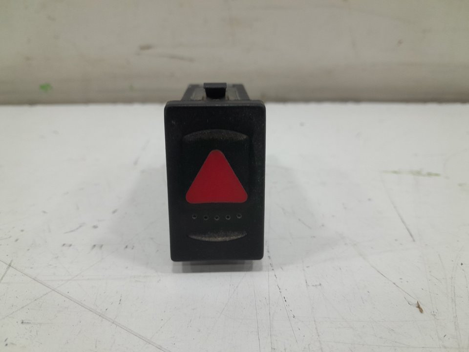 Warning volkswagen passat sedÁn (2000