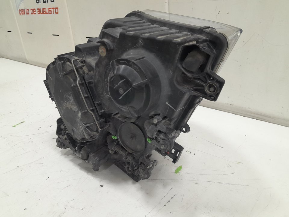 Faro derecho mercedes actros bm 963.xxx 2a