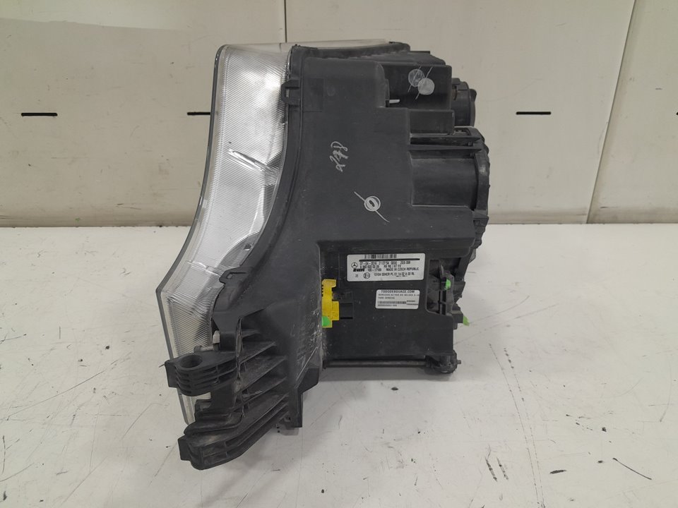 Faro derecho mercedes actros bm 963.xxx 2a