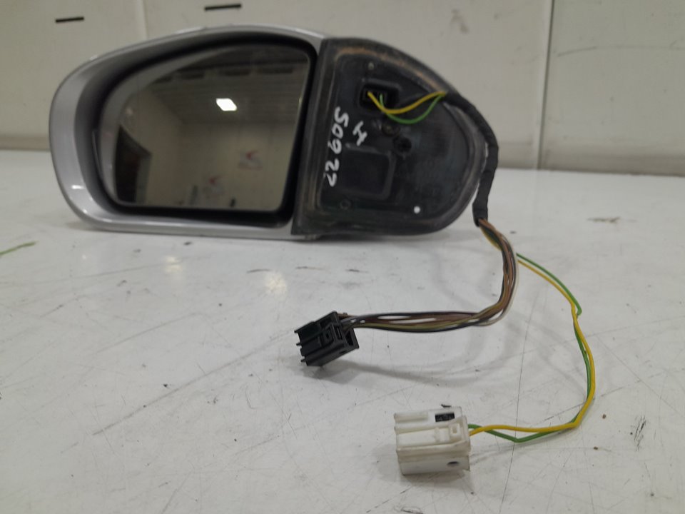 Retrovisor izquierdo mercedesbenz clase c tmodel 