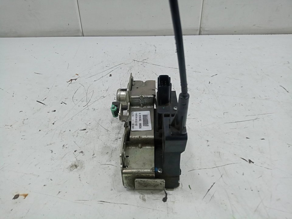 Cerradura puerta delantera izquierda ford tourneo connect monospace