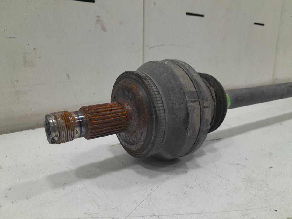 Transmision trasera derecha mercedesbenz clase c tmodel 