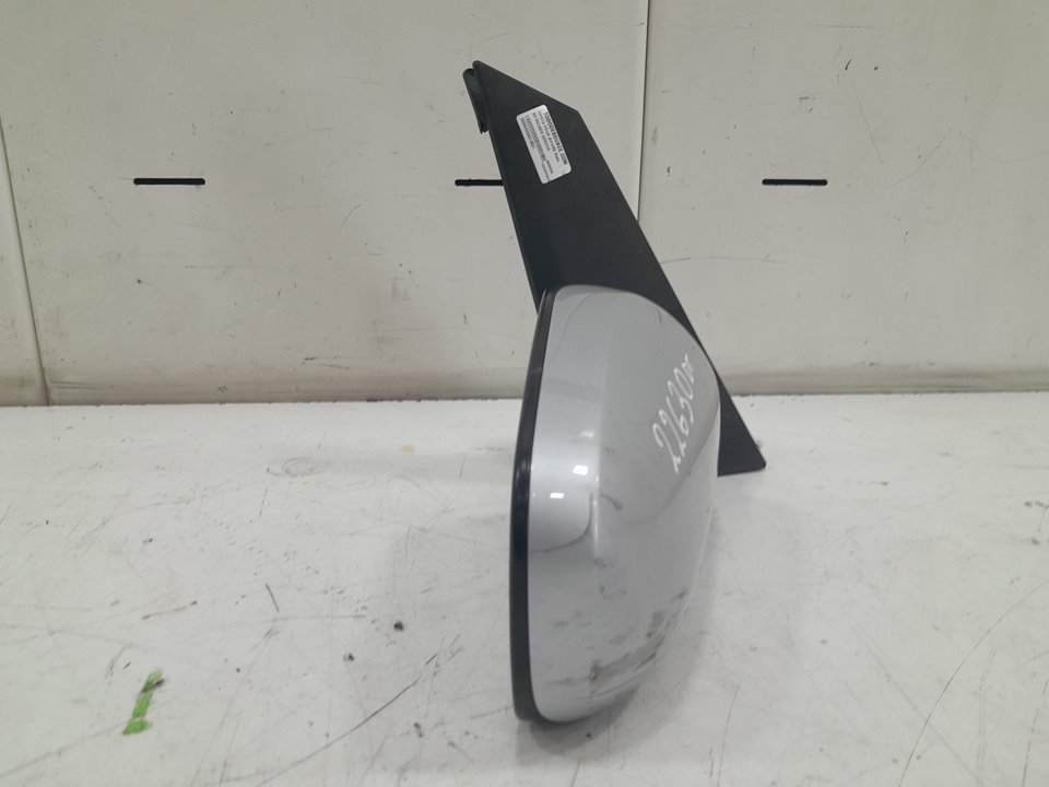 Retrovisor derecho toyota prius fastback fastback