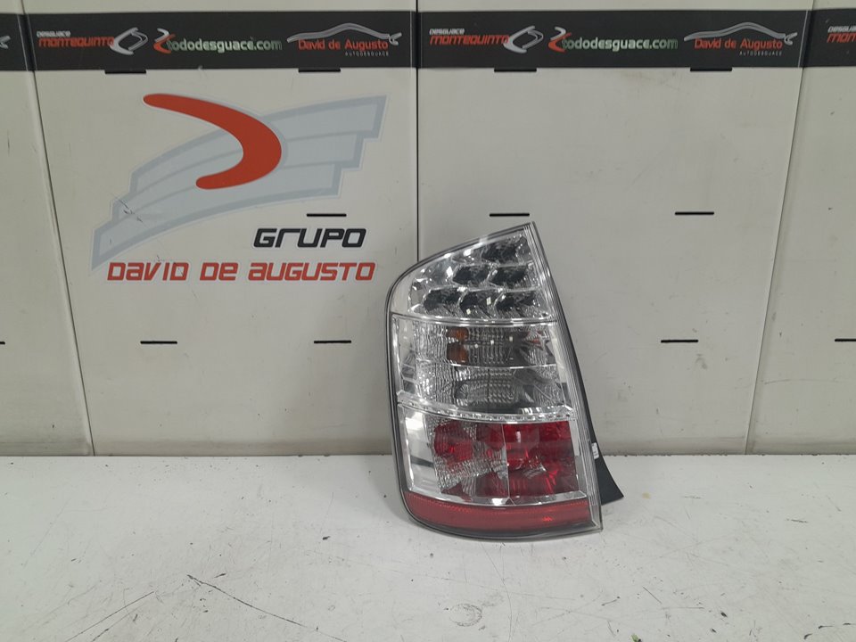 Piloto trasero izquierdo toyota prius fastback fastback