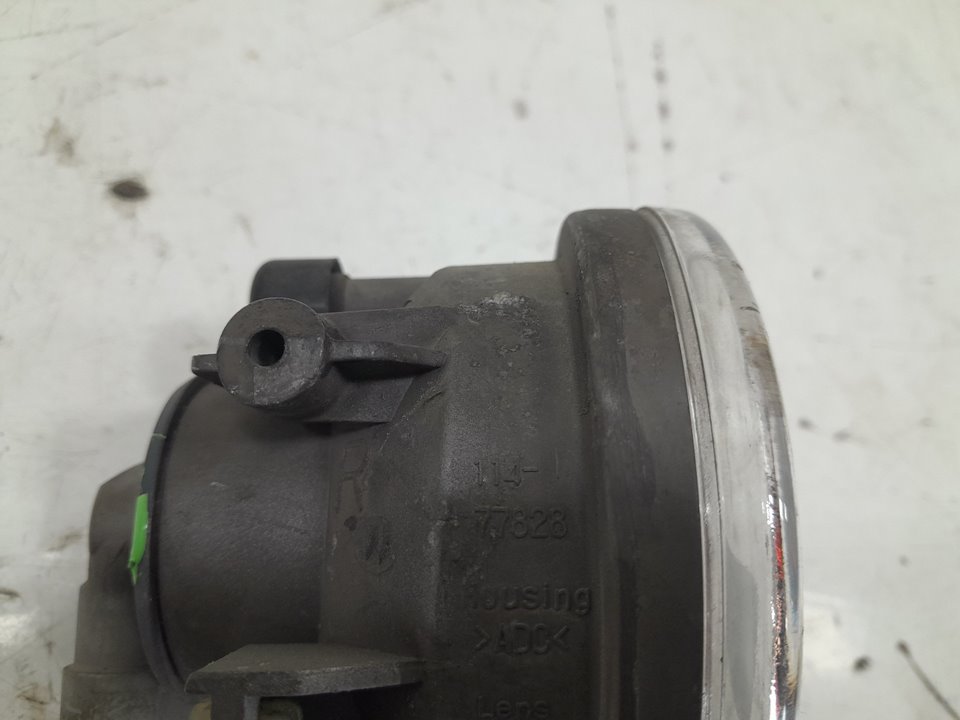 Faro antiniebla derecho toyota prius fastback fastback