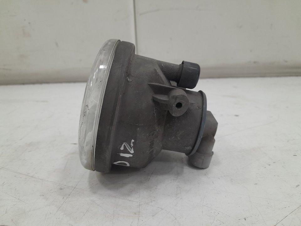 Faro antiniebla derecho toyota prius fastback fastback