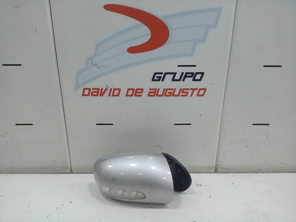 Retrovisor derecho mercedesbenz clase c tmodel 