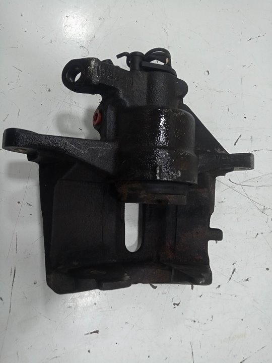 Pinza freno delantera izquierda citroen c5 berlina    |   0.0