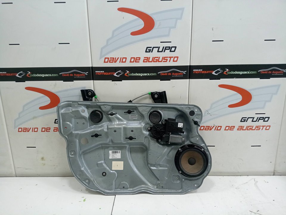 PaÑo puerta delantero izquierdo volkswagen polo fastback (2005