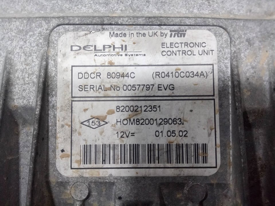 Centralita motor uce renault clio ii fastback (2001