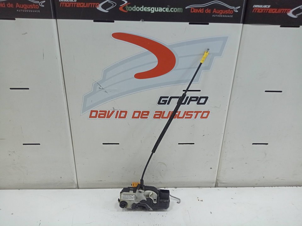 Cerradura puerta trasera derecha opel astra j fastback (201120