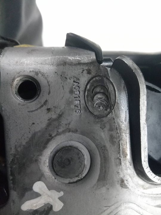 Cerradura puerta trasera derecha opel astra j fastback (201120