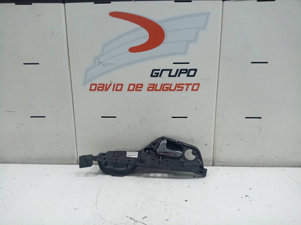 Maneta interior trasera izquierda ford focus turnier ranchera fa