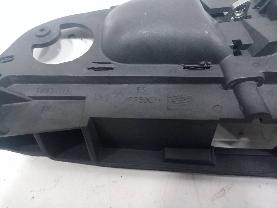 Maneta interior trasera izquierda ford focus turnier ranchera fa