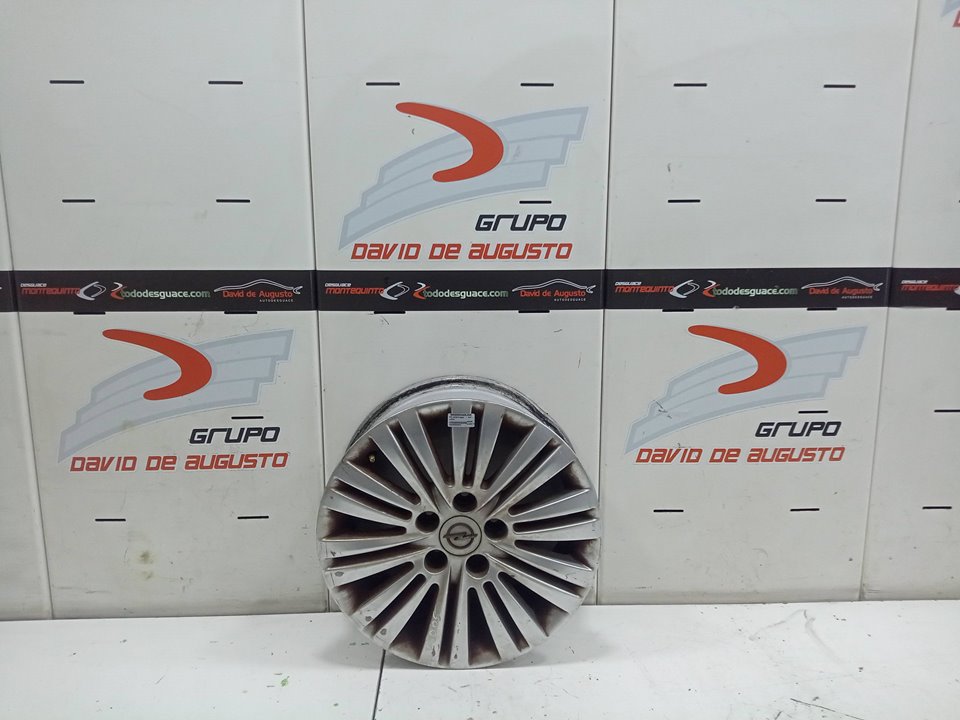 Llanta opel zafira b monospace (2008