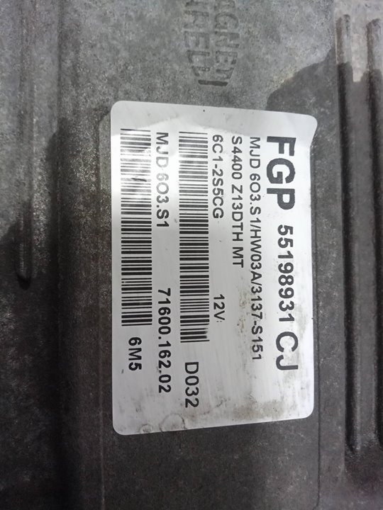 Centralita motor uce opel corsa d fastback (200620