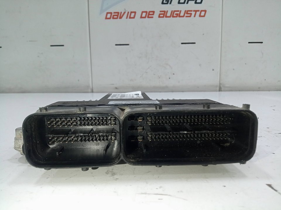 Centralita motor uce opel corsa d fastback (200620