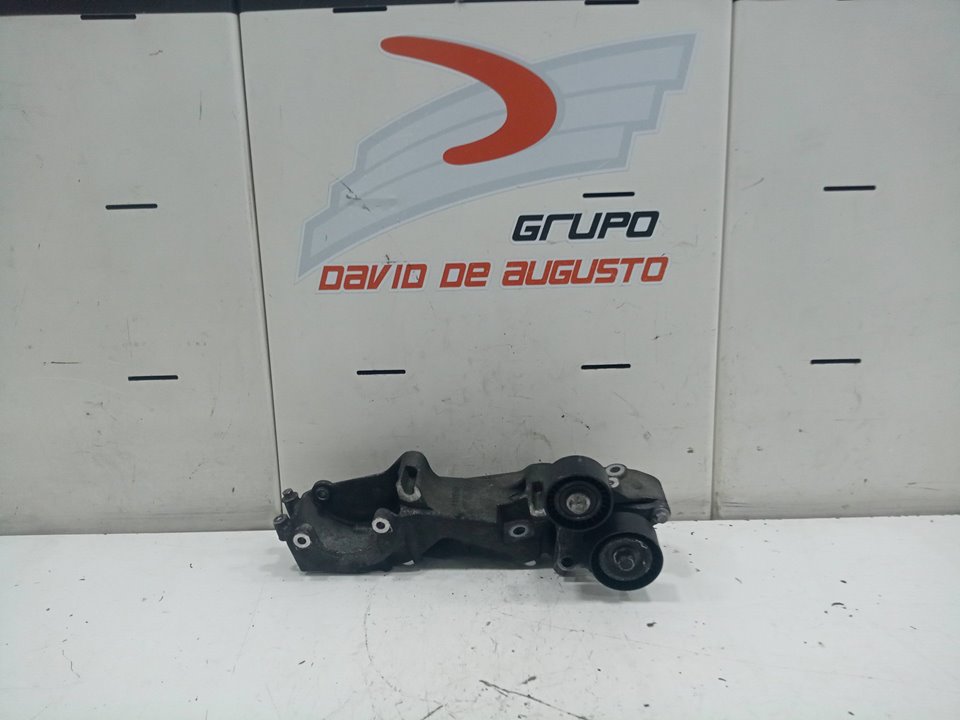 Soporte alternador opel vivaro a furgÓn furgÓn (2