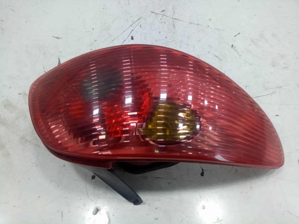 Piloto trasero derecho peugeot 206 fastback fastback 