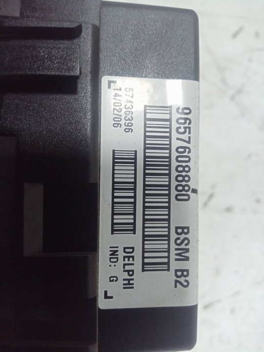 Caja reles / fusibles peugeot 206 fastback fastback 