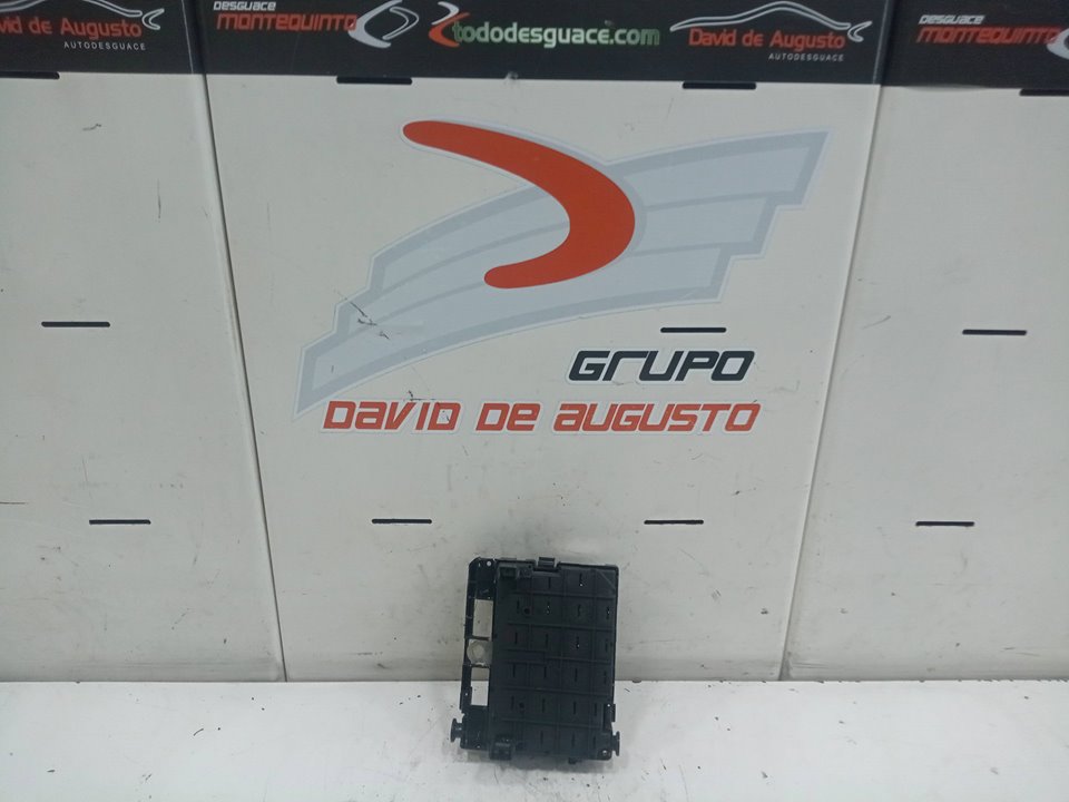 Caja reles / fusibles peugeot 206 fastback fastback 