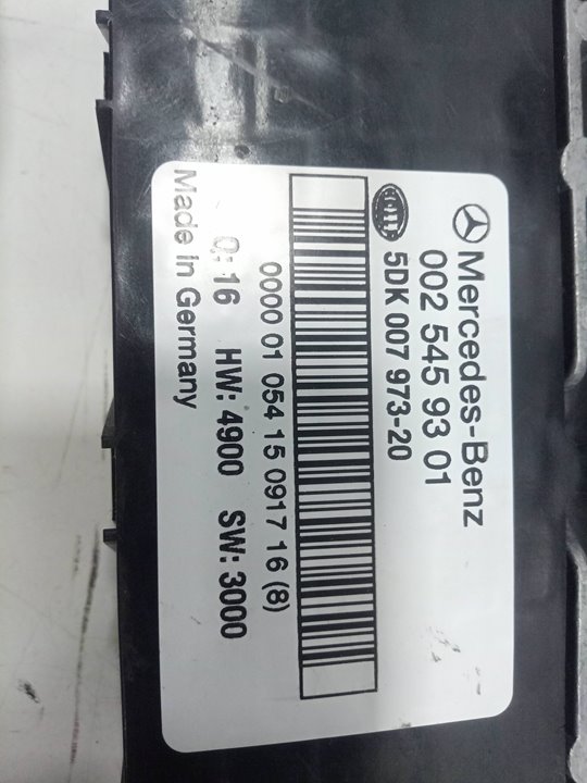 Caja reles / fusibles mercedesbenz clase c sedÁn (2