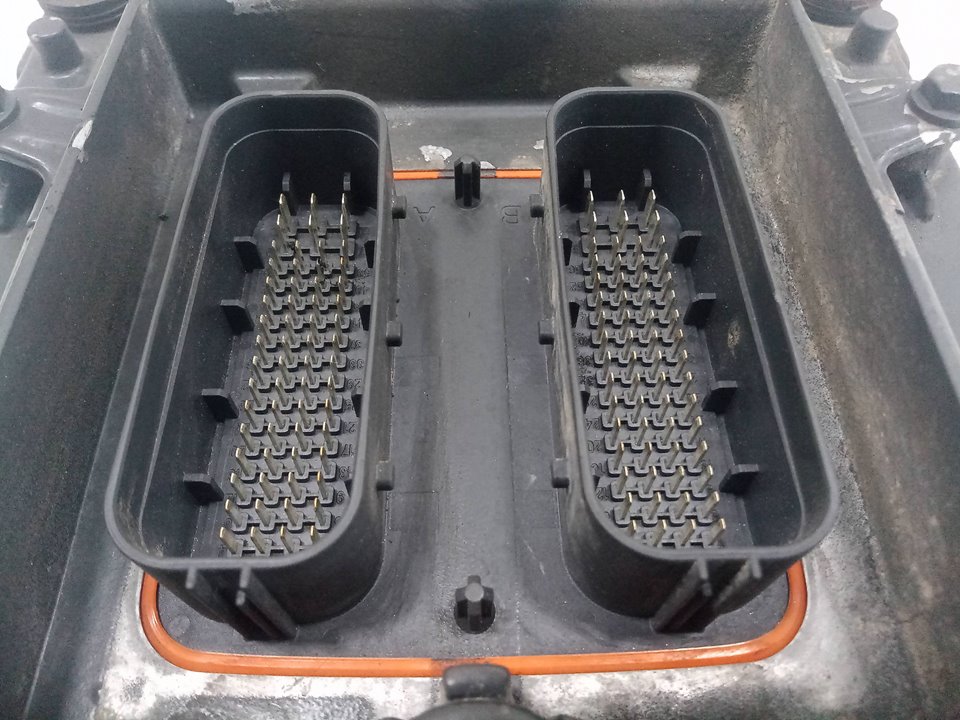 Centralita motor uce renault t 460 dti 11 460 euro 