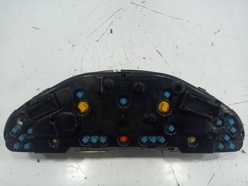 Cuadro instrumentos mercedesbenz clase c sedÁn (1