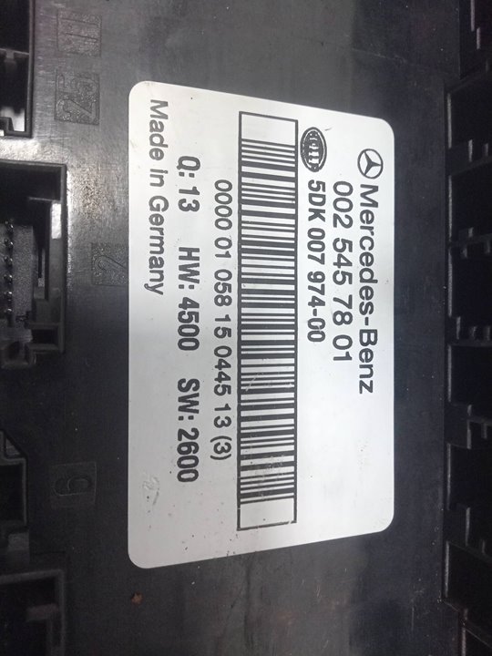 Caja reles / fusibles mercedesbenz clase c sedÁn (2