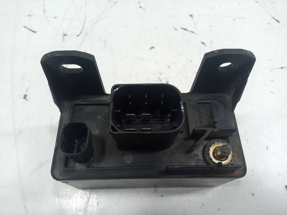 Rele precalentamiento mercedesbenz clase c sedÁn (2