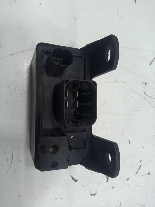 Rele precalentamiento mercedesbenz clase c sedÁn (2