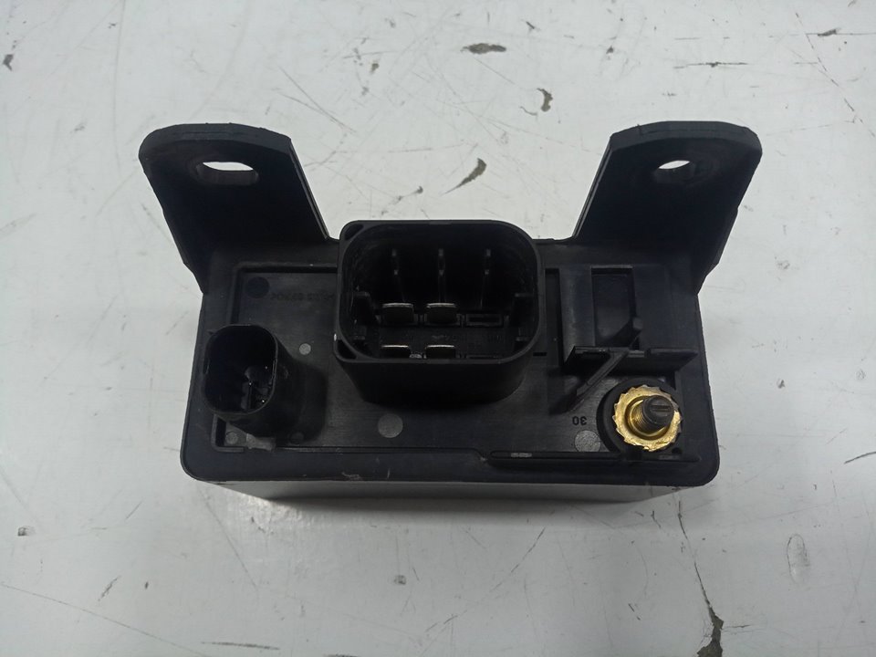 Rele precalentamiento mercedesbenz clase c sedÁn (2