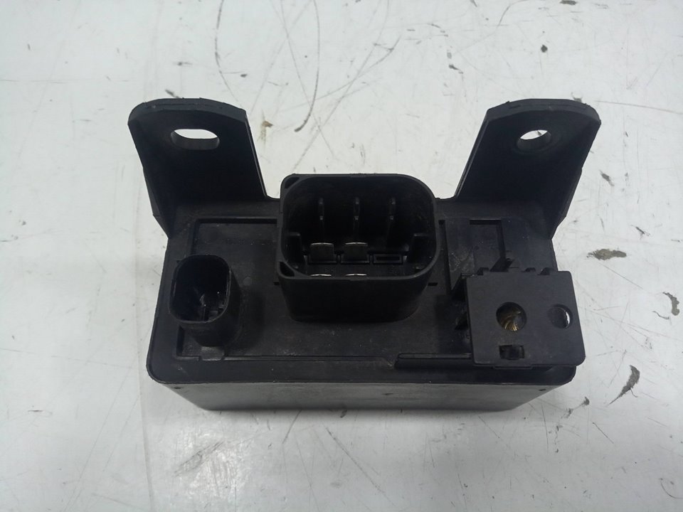 Rele precalentamiento mercedesbenz clase c sedÁn (2