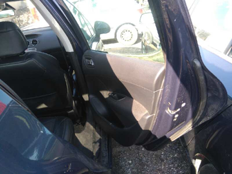  puerta trasera derecha   peugeot 308 confort 1.6 16v hdi fap