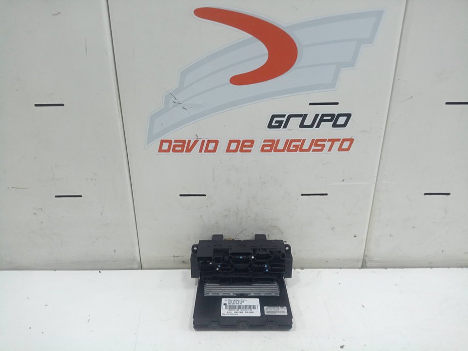 Caja reles / fusibles mercedesbenz clase c sedÁn (2