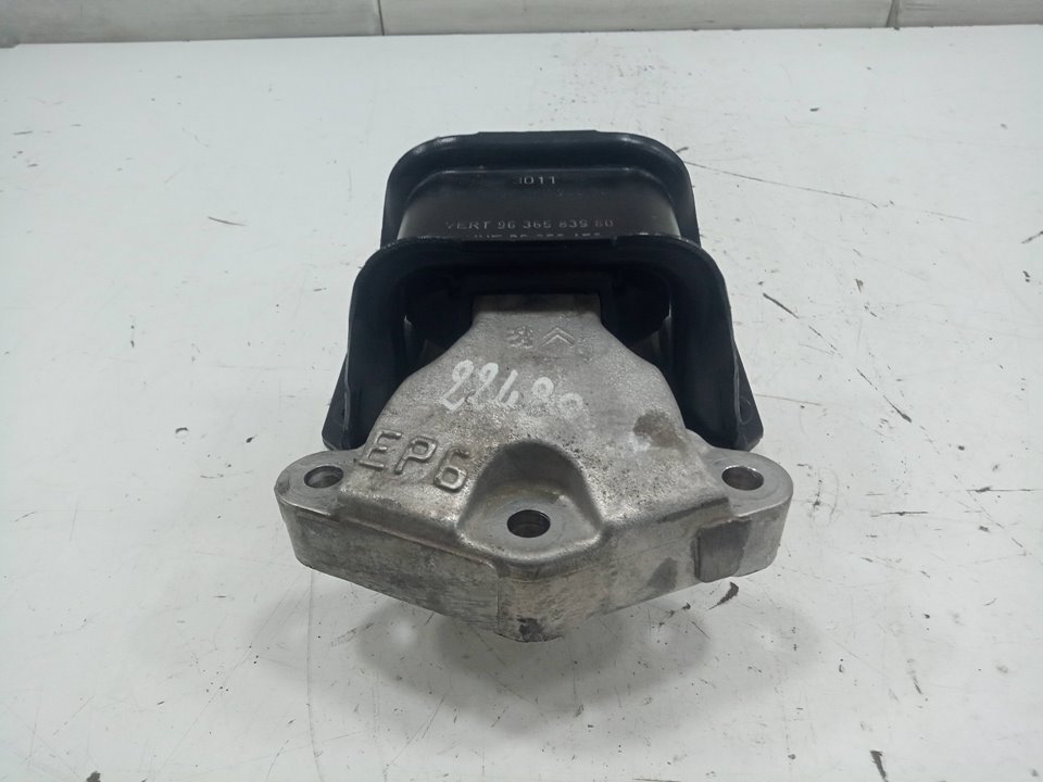 Soporte motor derecho citroen c4 ii fastback (20092