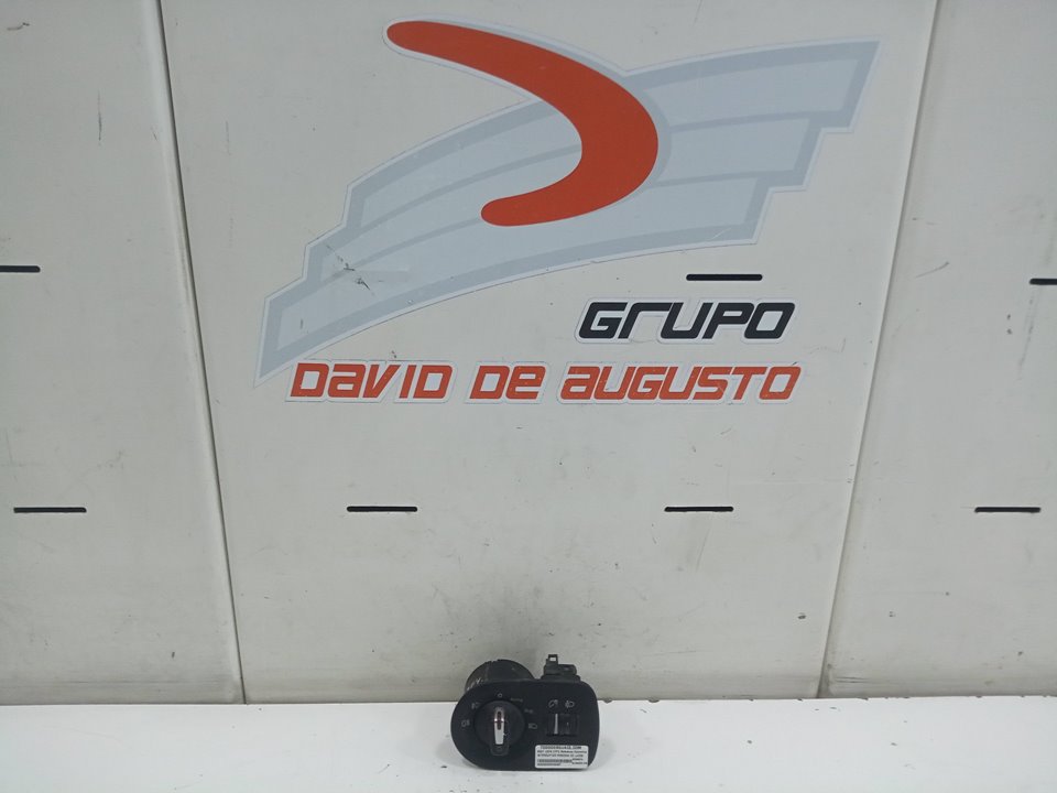 Interruptor posicion de luces seat leon fastback (20052010)