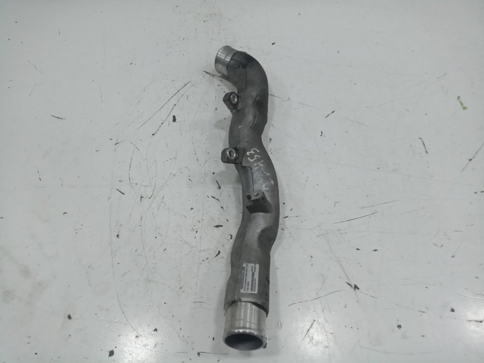 Tubo gases toyota avensis ranchera famili