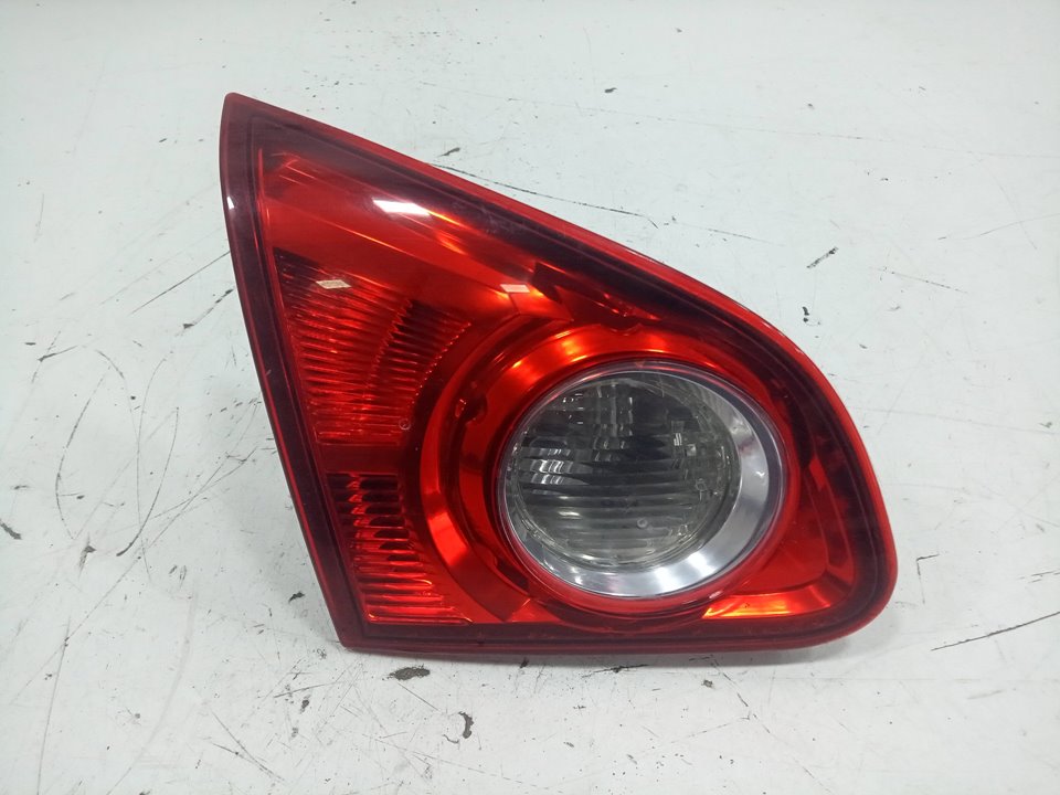 Piloto trasero izquierdo nissan qashqai  qashqai +2 i 