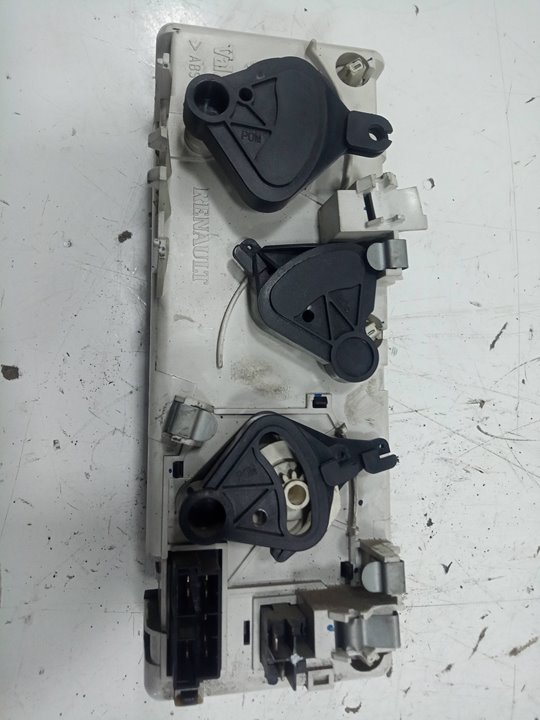 Mando calefaccion /  aire acondicionado renault premium route 2006 f