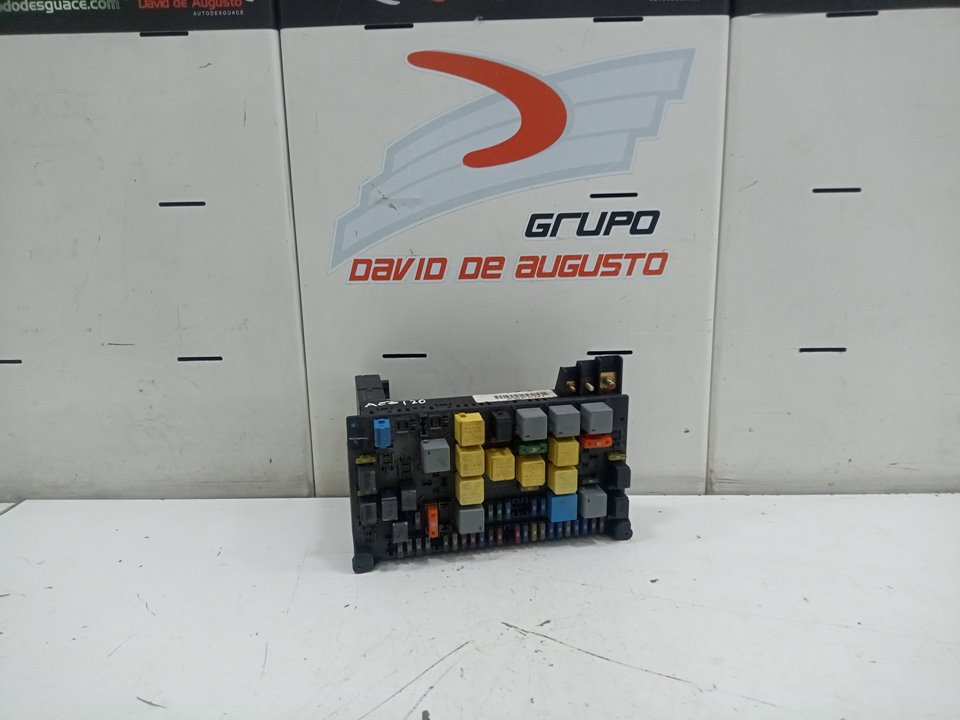 Caja reles / fusibles mercedesbenz clase m suv (199
